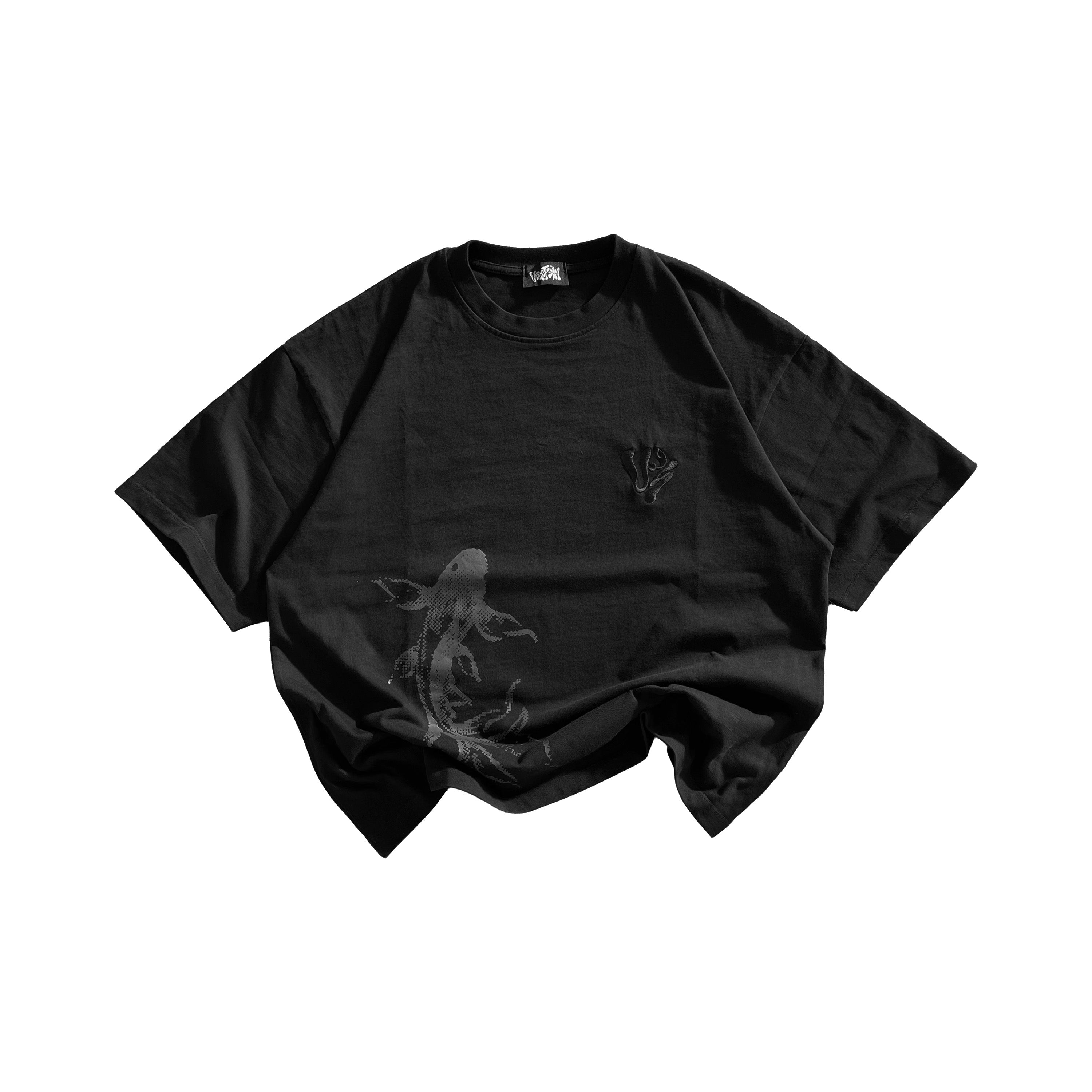Koi tee